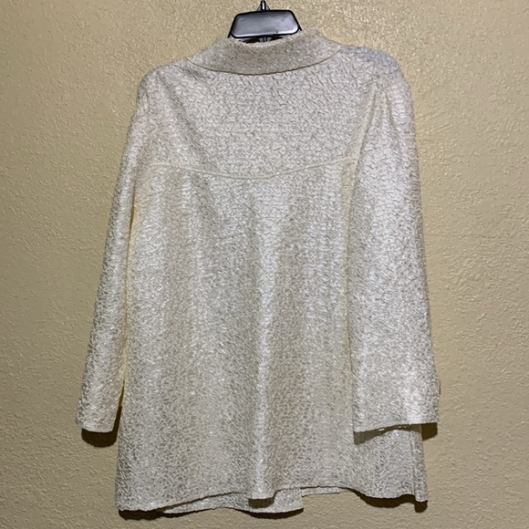 General Apparel Top Light Jacket L Ivory cream Crinckle Front Buttons Polyester - Picture 11 of 16